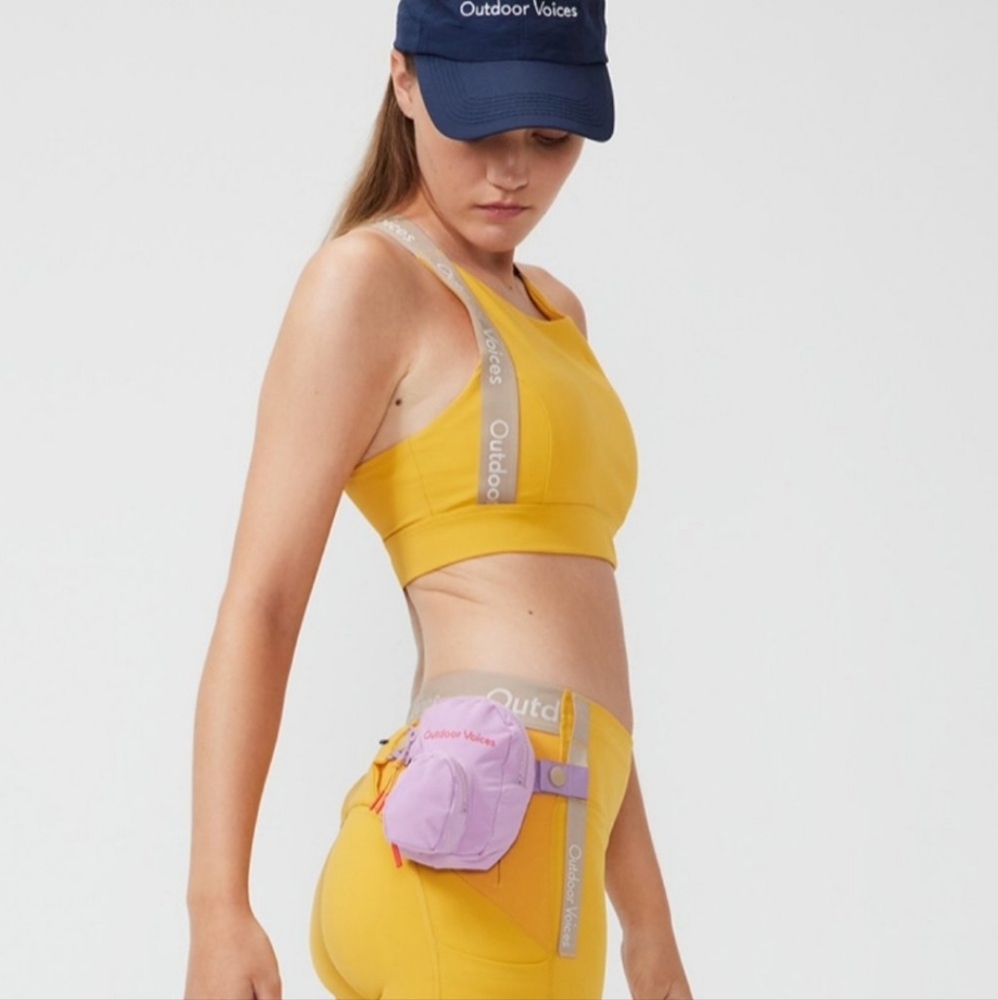 Outdoor Voices Snack Bra in Cider, Size Small